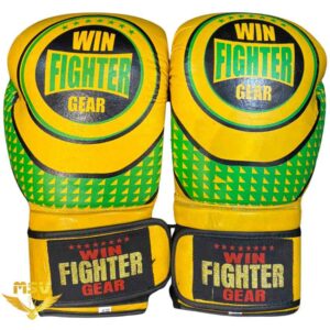 دستکش چرم طبیعی فایتر fighter روی دستکش